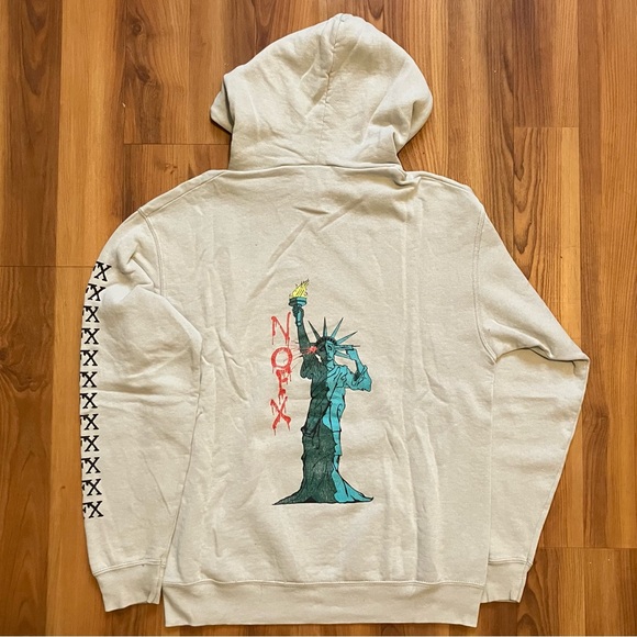2004 NOFX Statue Of Liberty Hoodie
War On Errorism 
Rock Against Bush Tour - Picture 2 of 3